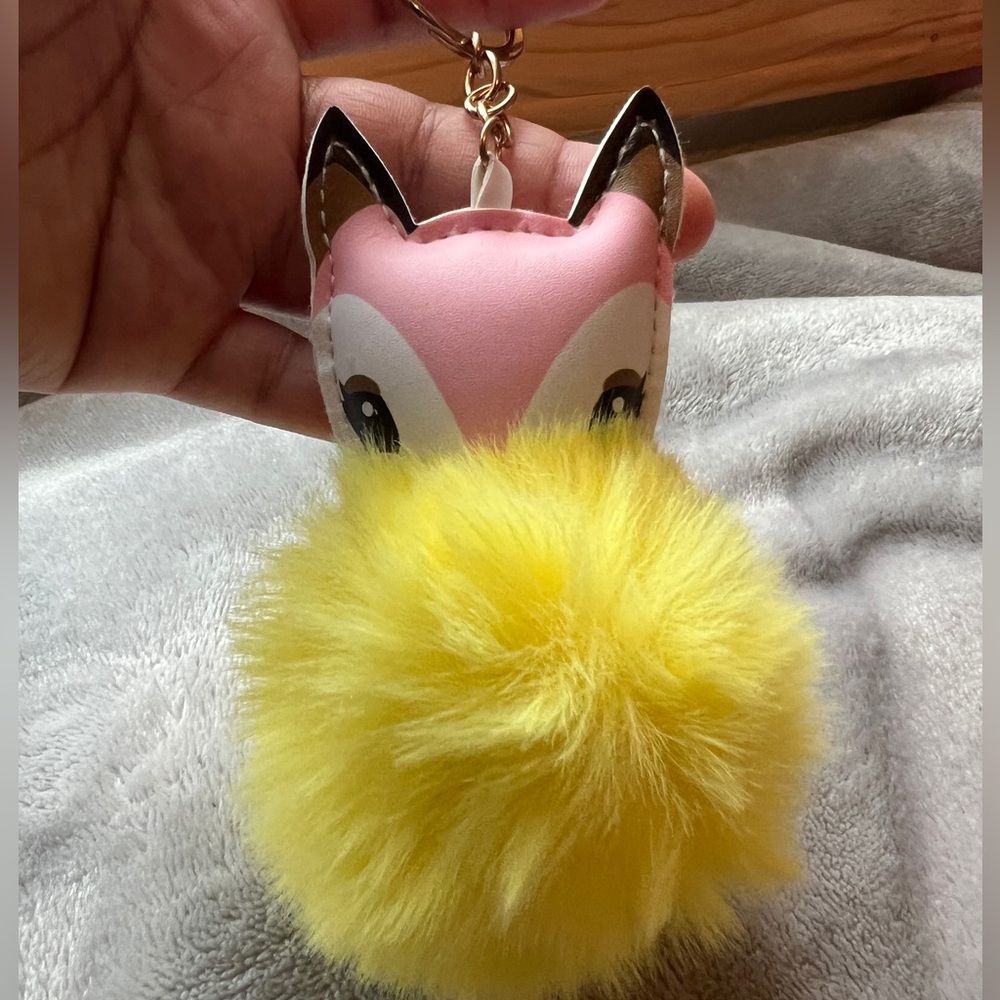 🌸4/$25 Fox pink/white with yellow Pom keychain/bagcharm